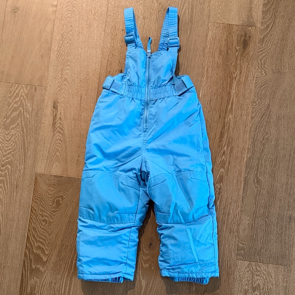 Cat & Jack blue snow bib. Size:2T. Gently Used.